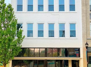 1111 4th Ave APT 303, Huntington, WV 25701