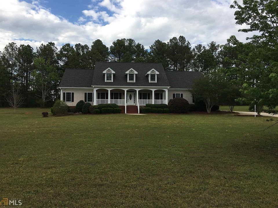 1st image of 3040 Horseshoe Springs Dr NE