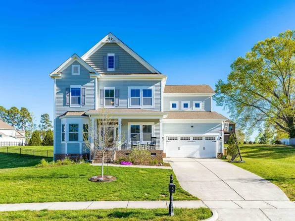 275 Pecan Harvest Dr, Garner, NC 27529