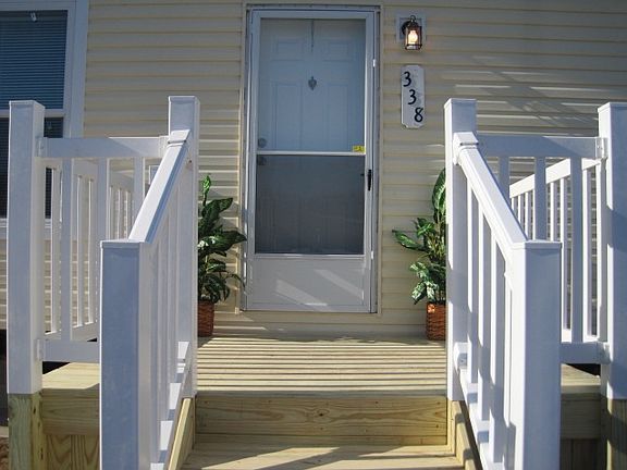 2nd image of 338 Pincoe Dr