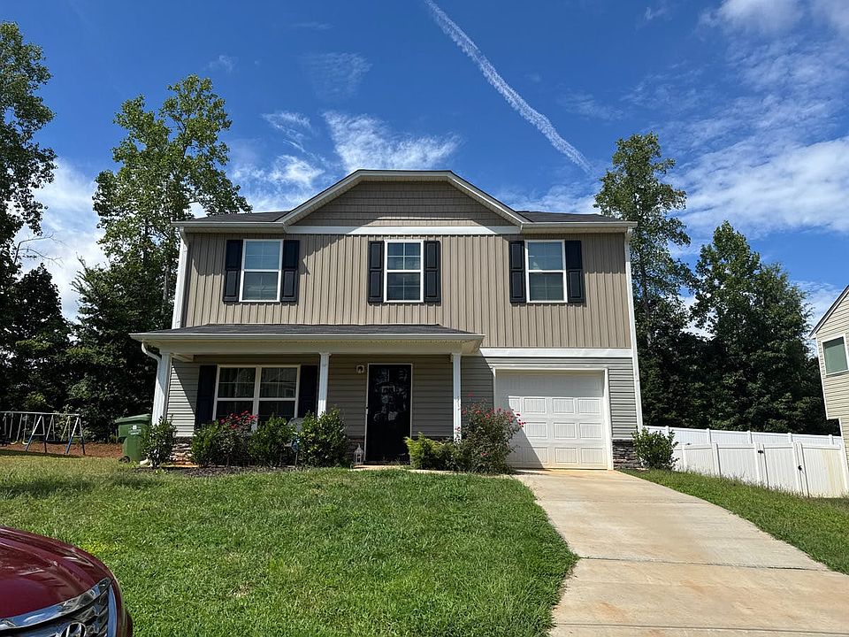 1st image of 610 Quail Ln