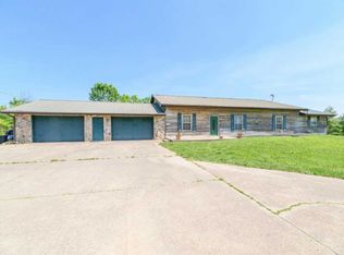 457 Sycamore Dr, Lancaster, KY 40444