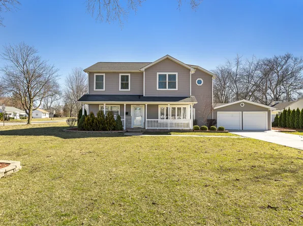 2500 Meadow Dr, Rolling Meadows, IL 60008