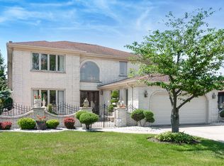 1012 Bette Ln, Glenview, IL 60025