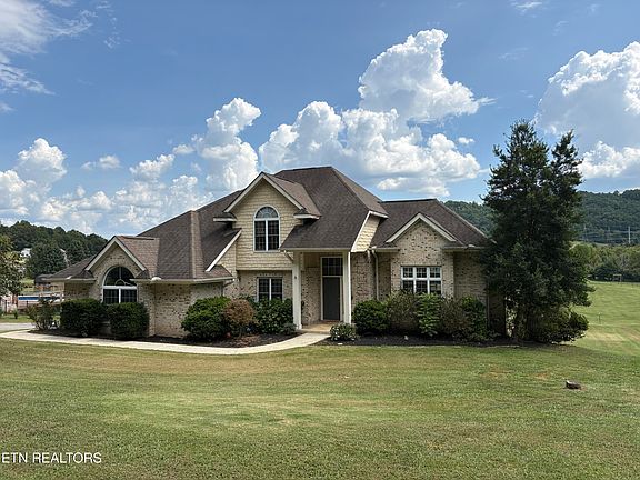 2nd image of 1269 Swan Pond Circle Rd