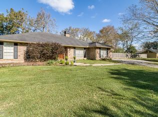 955 Bellevue Plantation Rd, Lafayette, LA 70503
