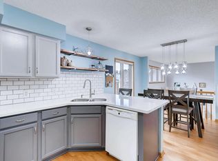 2200 White Pine Ct, Hudson, WI 54016