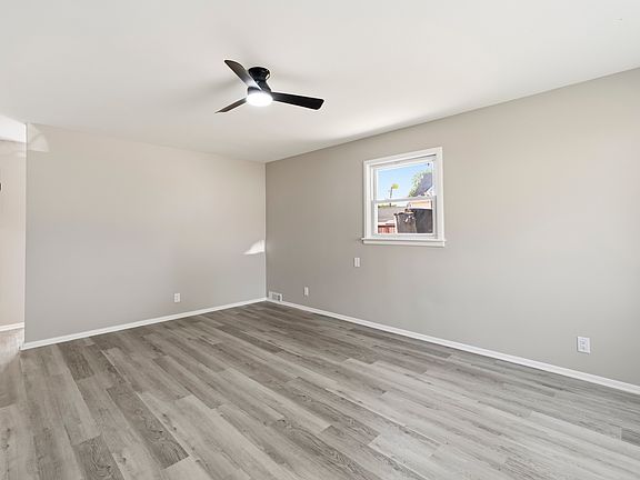3rd image of 1105 N William St