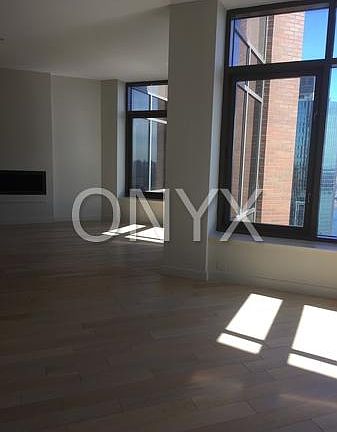3rd image of 75 Wall St Bsmt 2