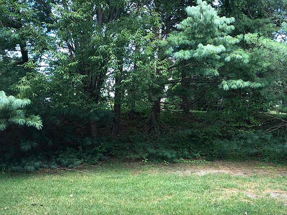 4th image of 20 Gardenways Ct