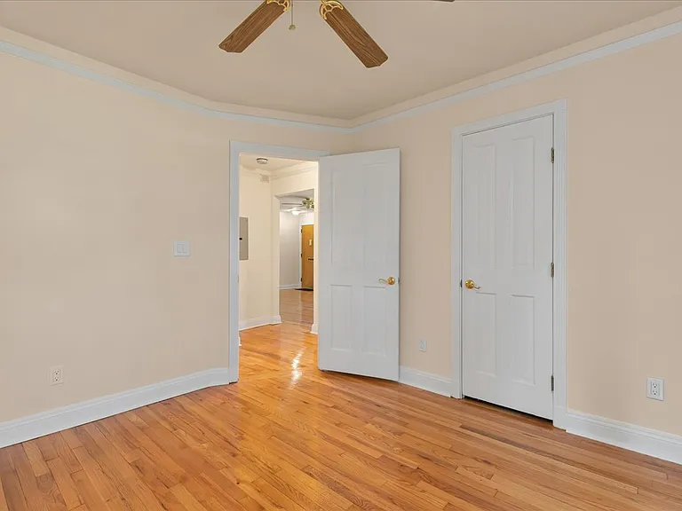3A W Roselle Ave #A — Photo 22