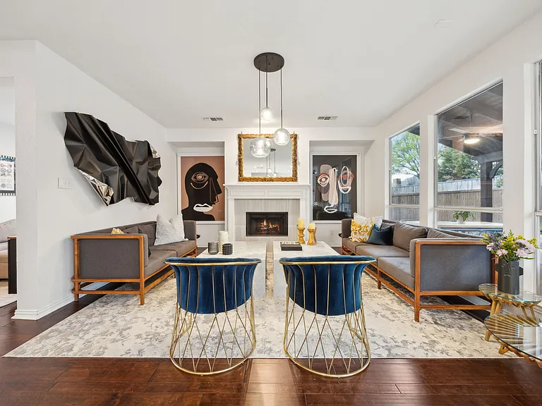 516 Crutcher Xing — Photo 1