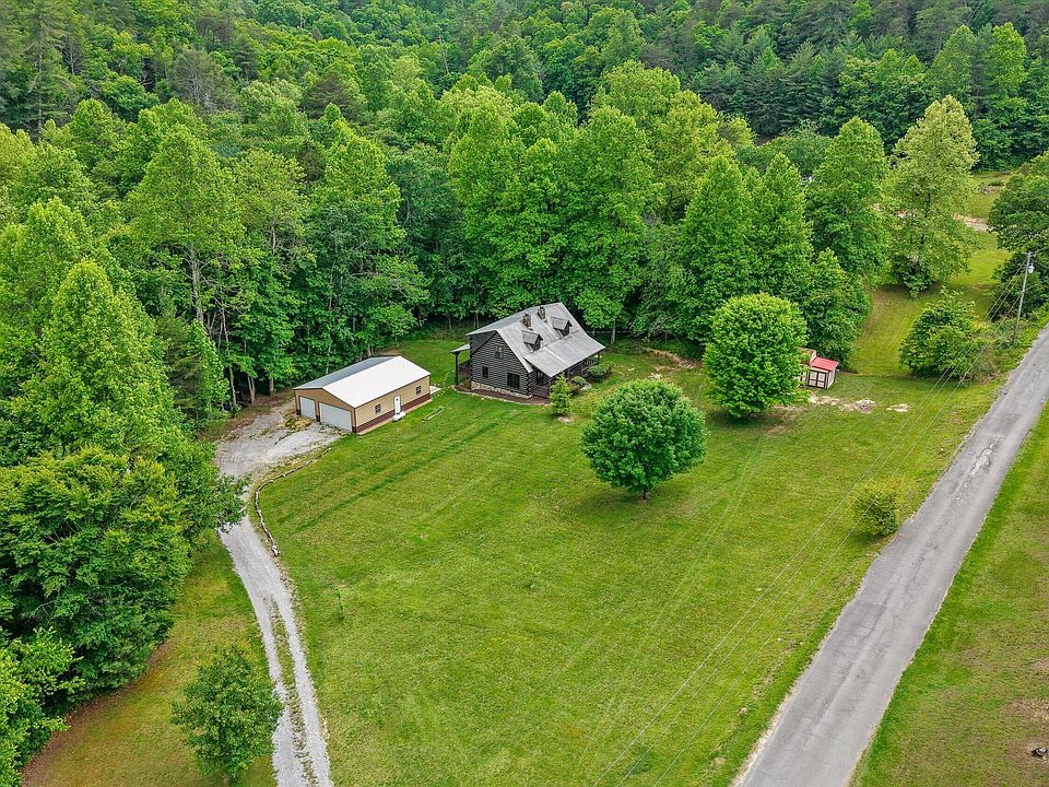 19th image of 610 Towee Falls Rd