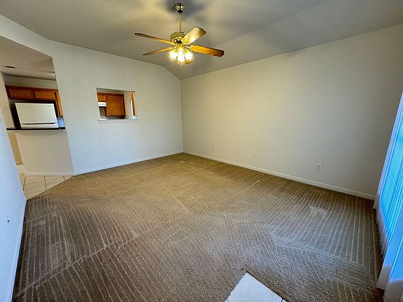 3rd image of 3002 Dannen Ct Unit B