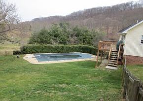 4th image of 4610 Oklahoma Cir