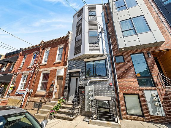 4th image of 2713 W Jefferson St #B