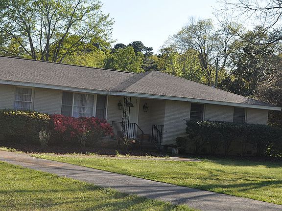 2nd image of 1725 Pine Log Rd