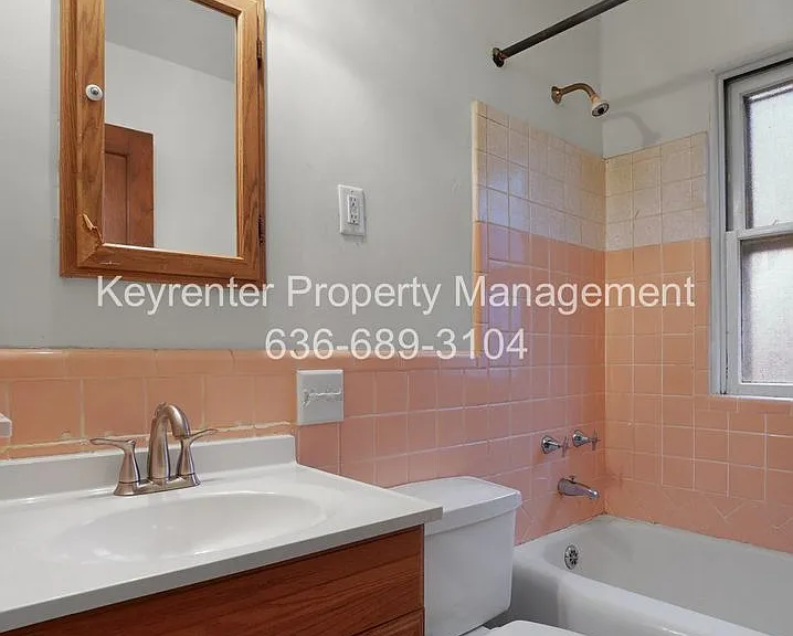 1045 N New Florissant Rd — Photo 13