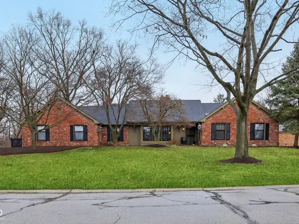 605 Sugarbush Dr, Zionsville, IN 46077