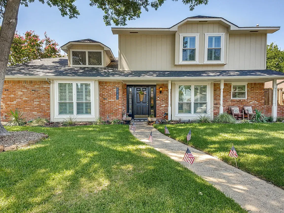 5 bed, 2903 sqft, $4,650 — Photo 1