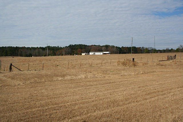 2nd image of 3014 Ray Owens Rd