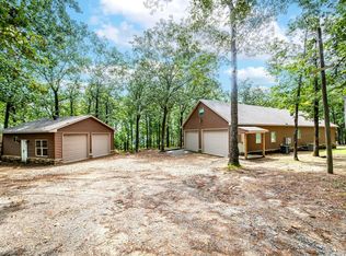 49 Hicks Ln, Greers Ferry, AR 72067