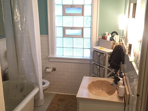 3rd image of 272 Baynes St #1