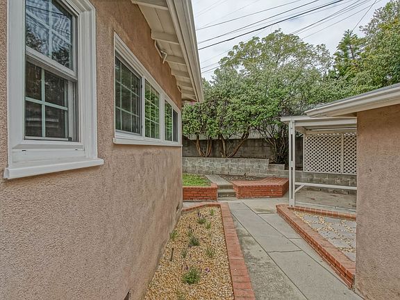 5th image of 7866 Flight Ave