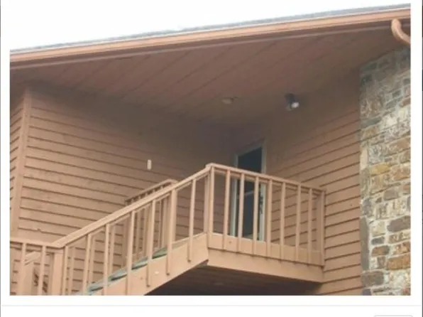 310 Kleinshore Rd #C-06, Hot Springs National Park, AR 71913