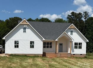 196 Northbrook Iii School Rd, Vale, NC 28168