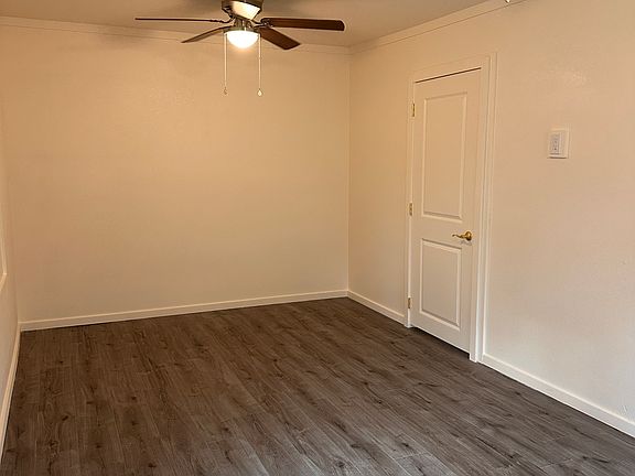 4th image of 415 N Beauregard St #12