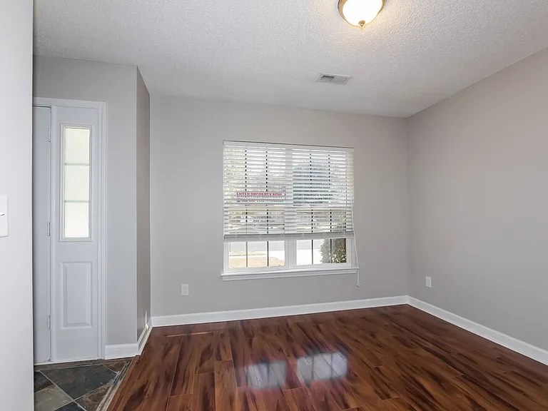 3648 Dashiel Dr — Photo 2