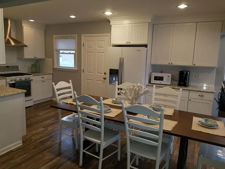 23 Dover Ave #1 — Photo 3