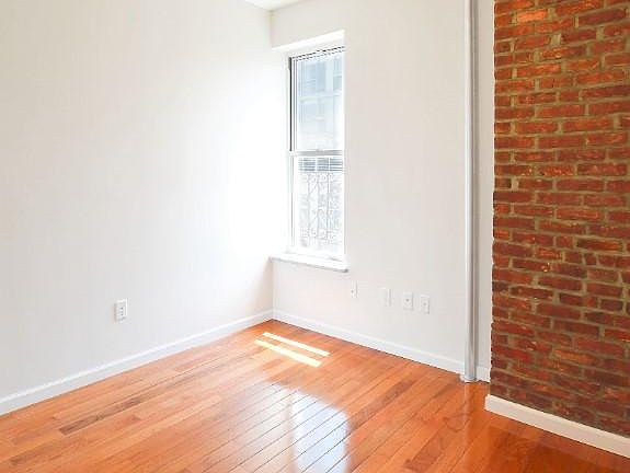 3rd image of 132 Ludlow St APT 18