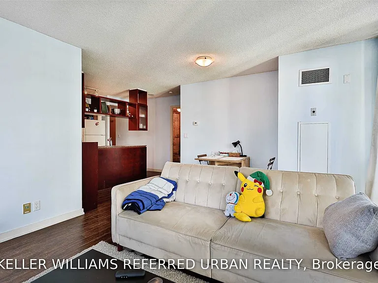 397 Front St W #1210 — Photo 4