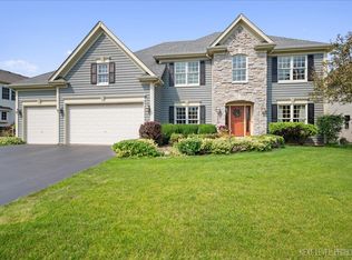 2383 Bainbridge Blvd, West Chicago, IL 60185