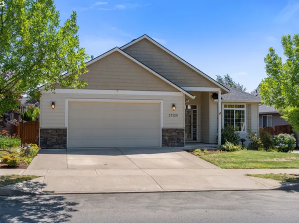 37120 Goldenrain St, Sandy, OR 97055