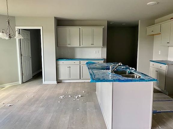 5th image of 119 Highland Park Dr