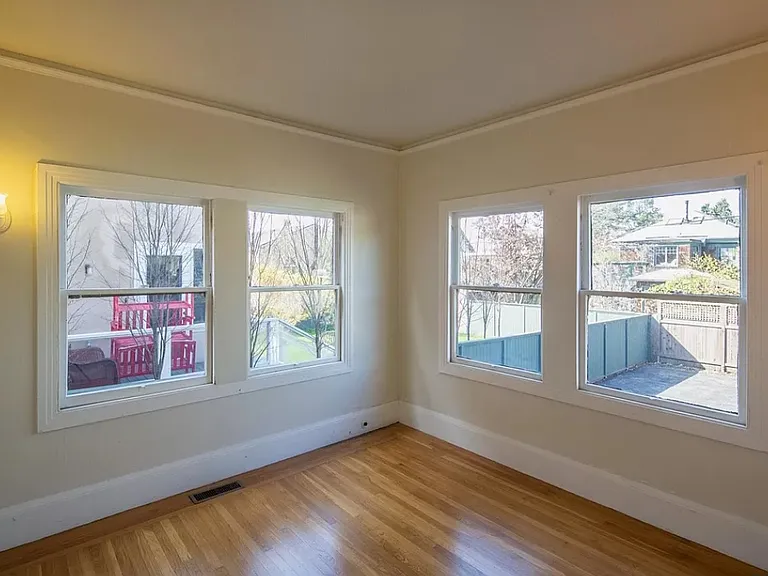2720 College Ave #2 — Photo 8