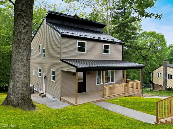 209 Beechwood Blvd, Wintersville, OH 43953