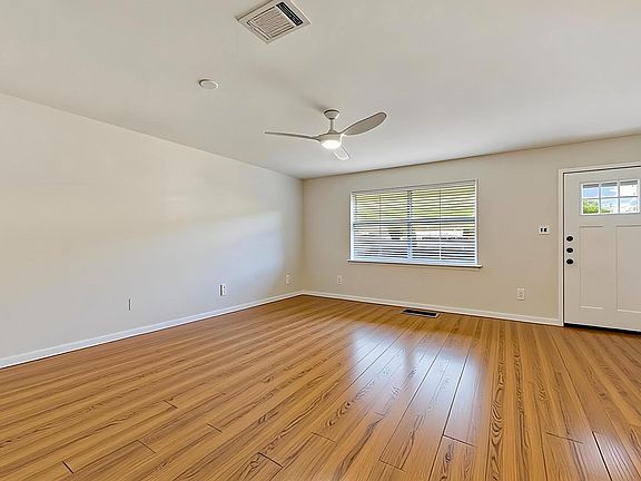 Vacant living room