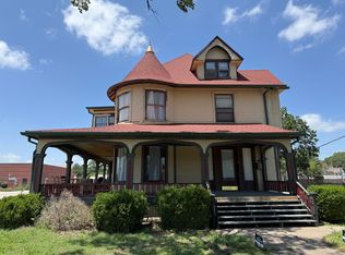 1065 N Topeka Ave, Wichita, KS 67214