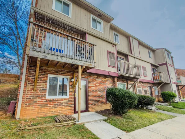 5137 Overland Dr APT E, Roanoke, VA 24018