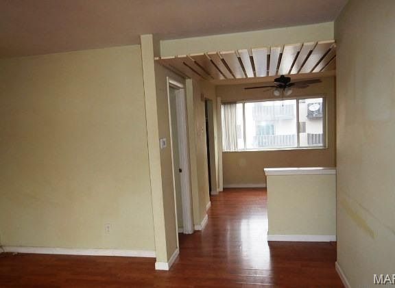 3rd image of 845 Wendevy Ct