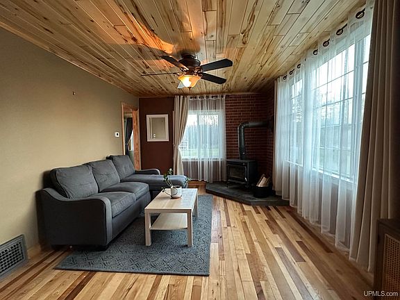 2nd image of 5281 E Sunset Rd