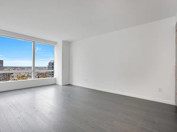 1 City Point image 1 of 21