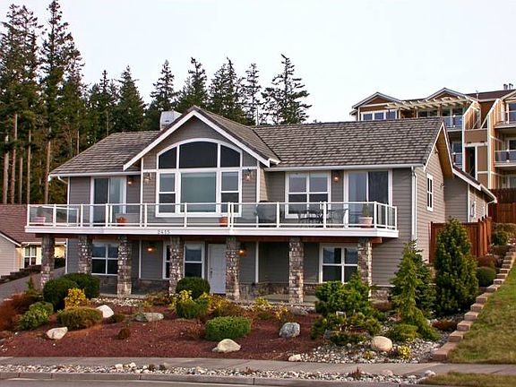 Great curb appeal