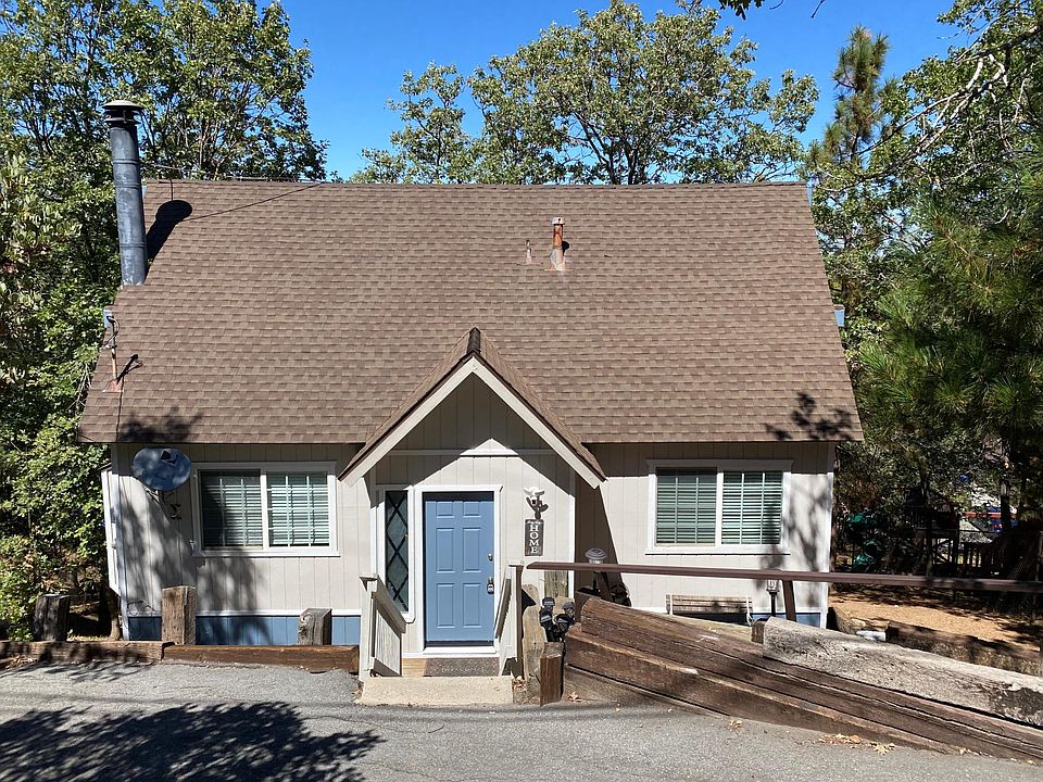1st image of 1416 Yosemite Dr