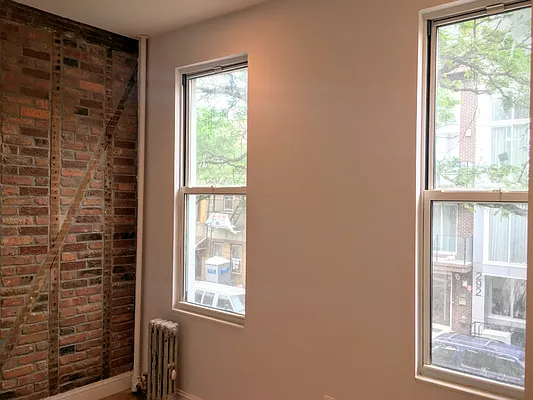 Rented by Brickwood Realty | media 28