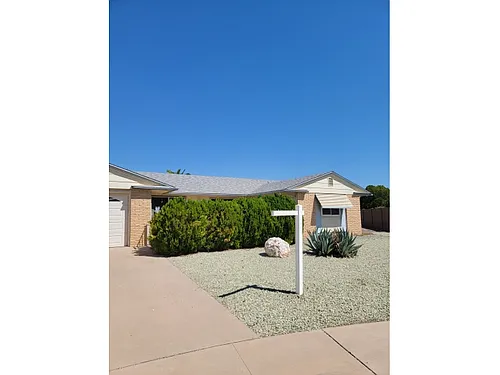 9526 W Briarwood Cir N Photo 1